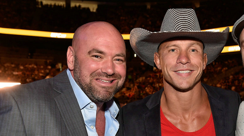 UFC-Dana White-Donald Cerrone.jpg