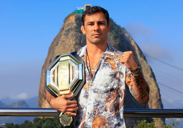 UFC-Alexandre-Pantoja.jpg