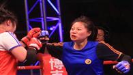 我就是拳王豪爽侠女吓着主持人 选手打出天马流星拳